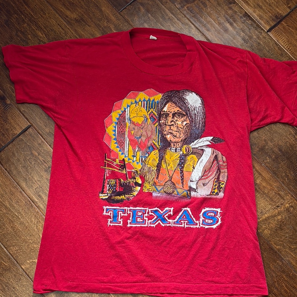 Vintage single Stitch Texas t-shirt Red Graphic T-Shirt